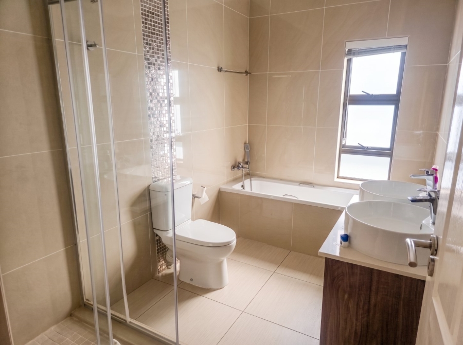 4 Bedroom Property for Sale in Wild Olive Estate Free State
